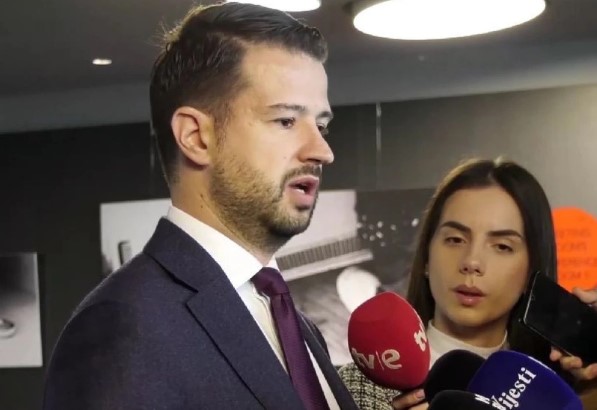 Milatović o ostavci u PES: Ne želim da više bilo kome dajem svoj legitimitet