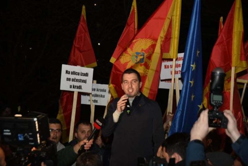 Bečić na protestu u Podgorici: Nismo se okupili zbog fotelja, već izborne volje