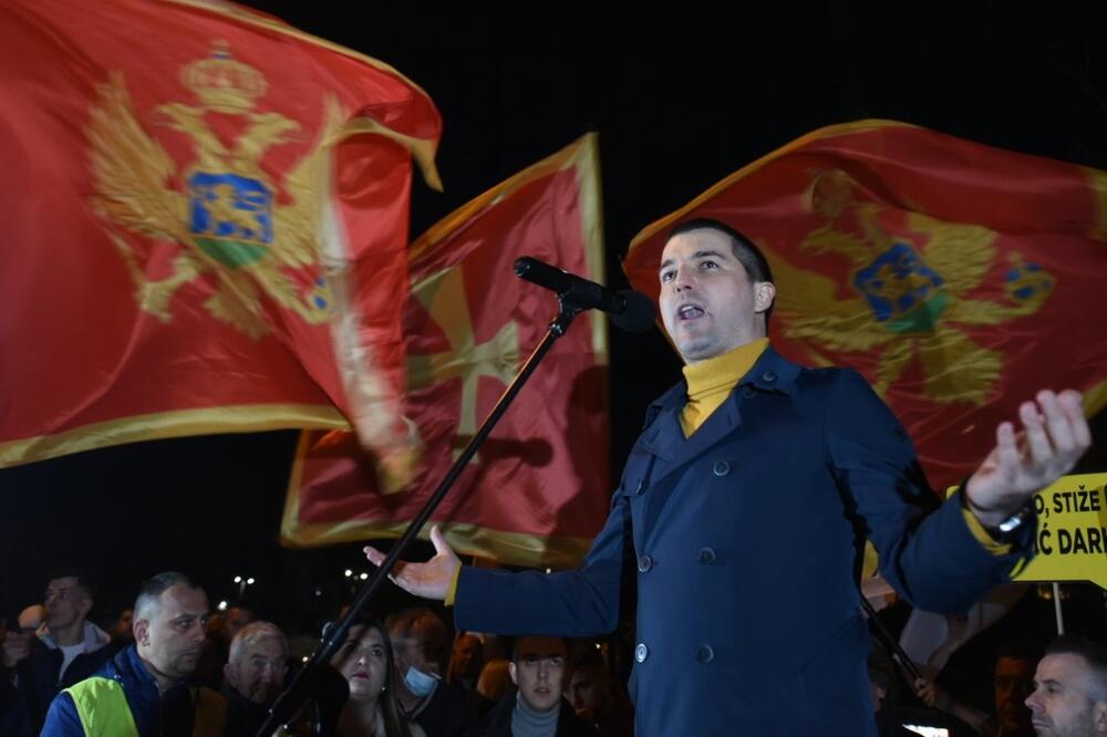 Protest Demokrata u Podgorici, traže prevremene izbore