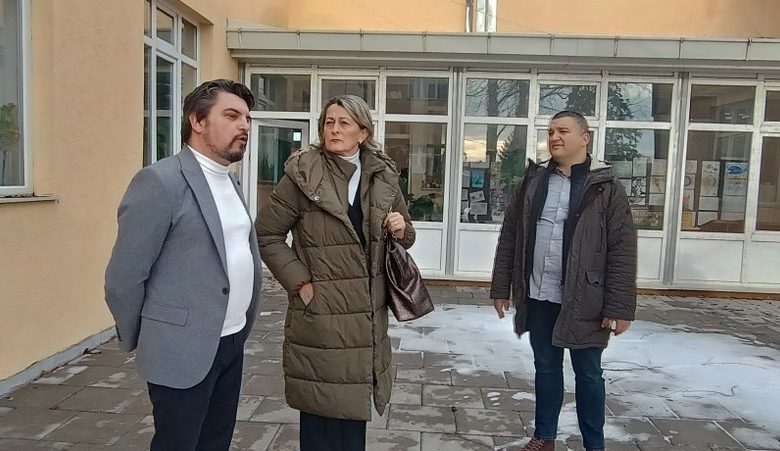 Pomoćnica direktora Kancelarije za KiM Svetlana Miladinov započela posetu centralnom Kosovu