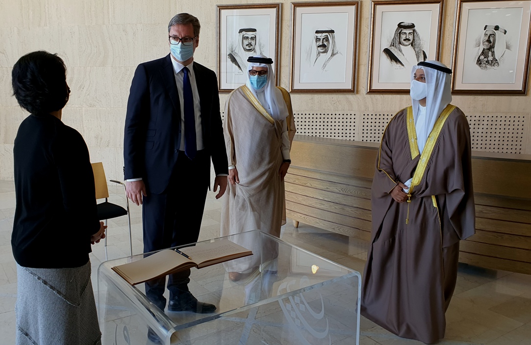 Vučić obilaskom Nacionalnog muzeja završio posetu Bahreinu