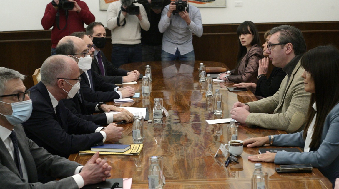 Vučić sa ambasadorima zemalja Kvinte, detalji sastanka u narednih 36 sati