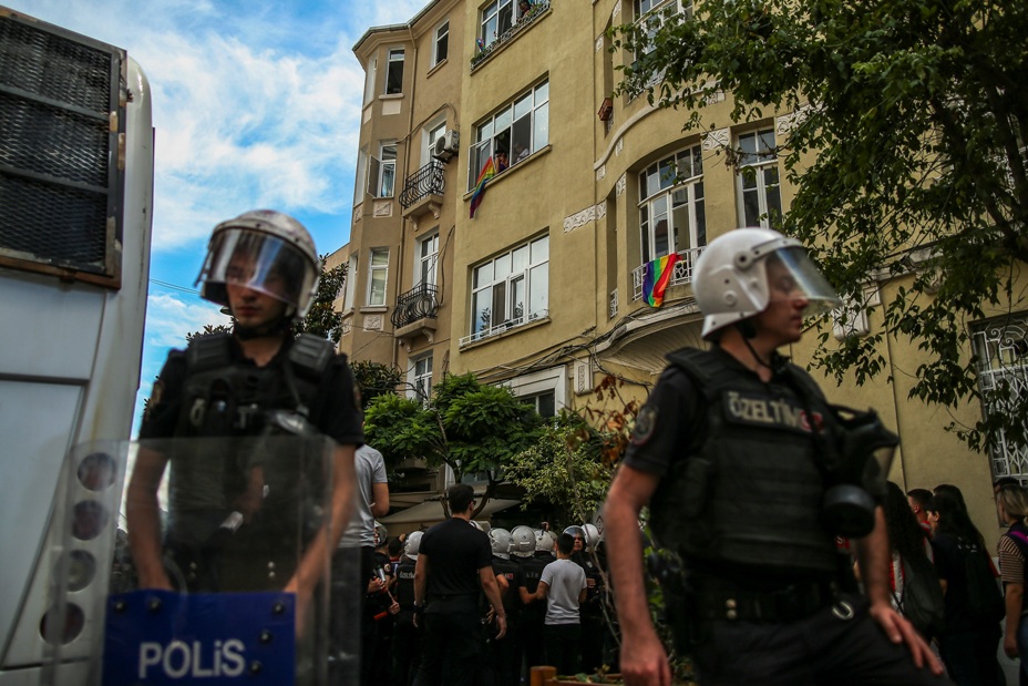 Istanbul: Privedeno više od 360 ljudi nakon zabrane Prajda