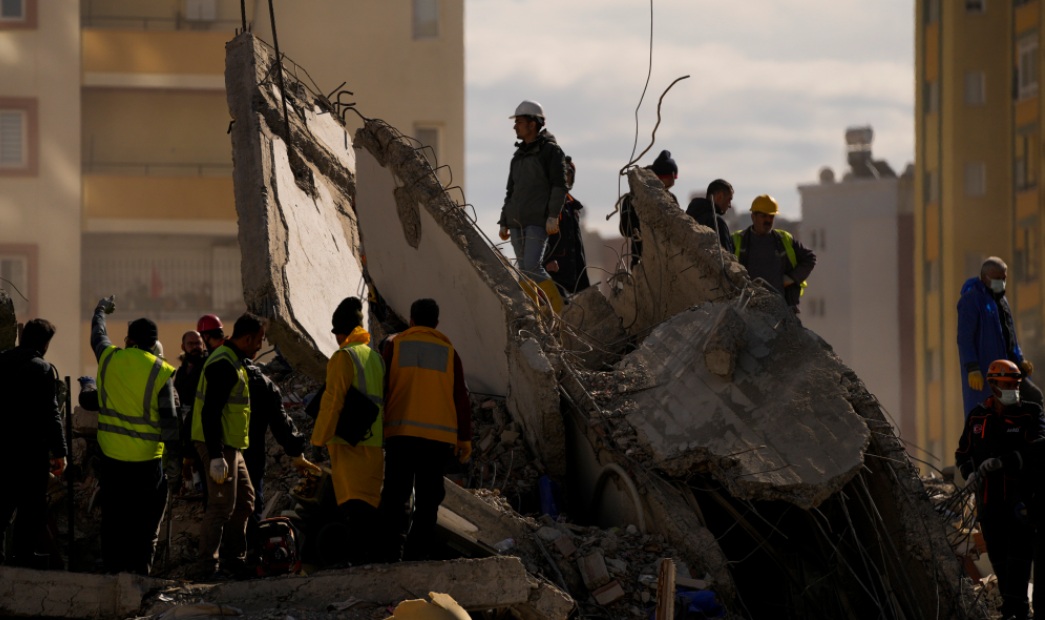 Broj poginulih u zemljotresima u Turskoj i Siriji prešao 6.300
