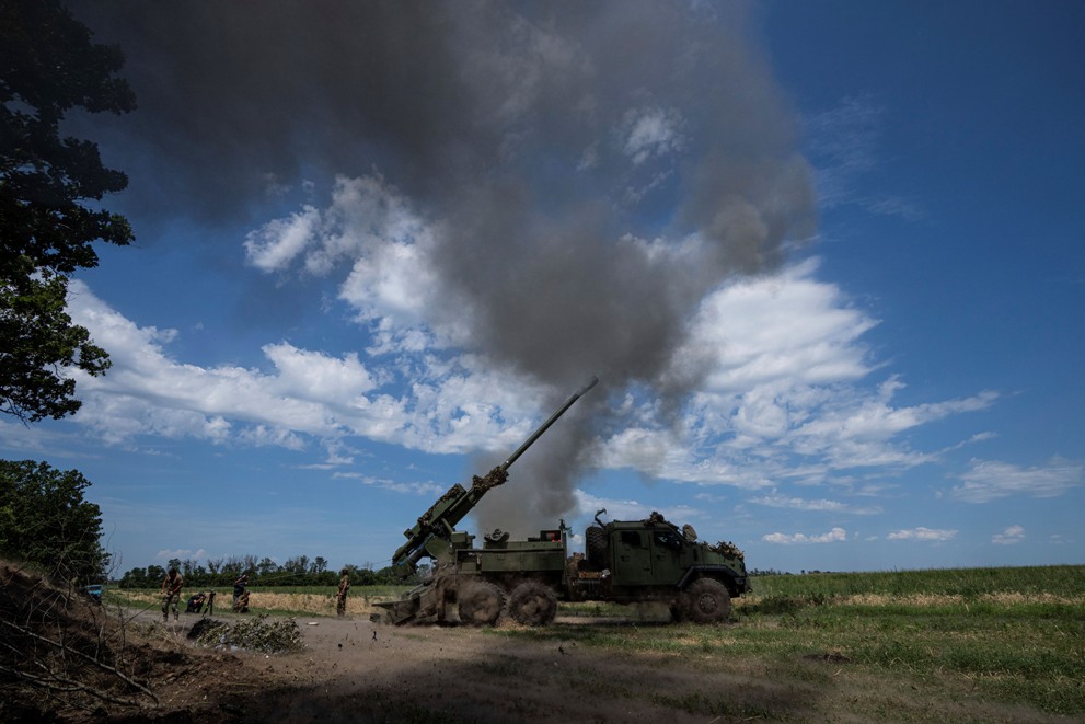 Petsto dana rata u Ukrajini; kasetna municija Kijevu u paketu vojne pomoći SAD od 800 miliona dolara
