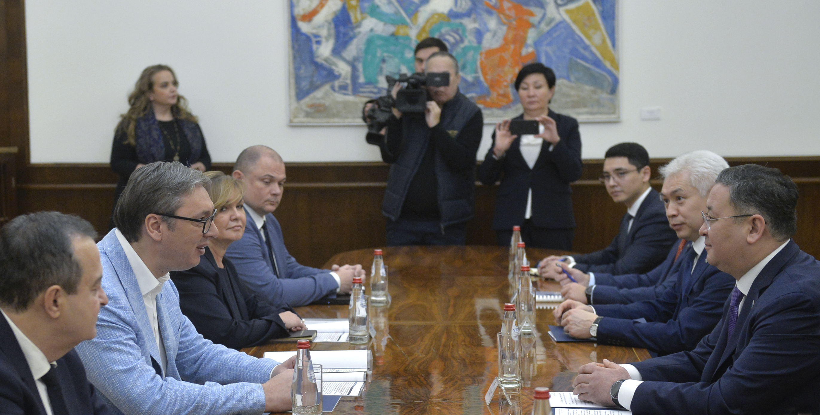 Vučić sa Nurtleuom: Zahvalnost Kazahstanu na podršci u očuvanju teritorijalnog integriteta Srbije