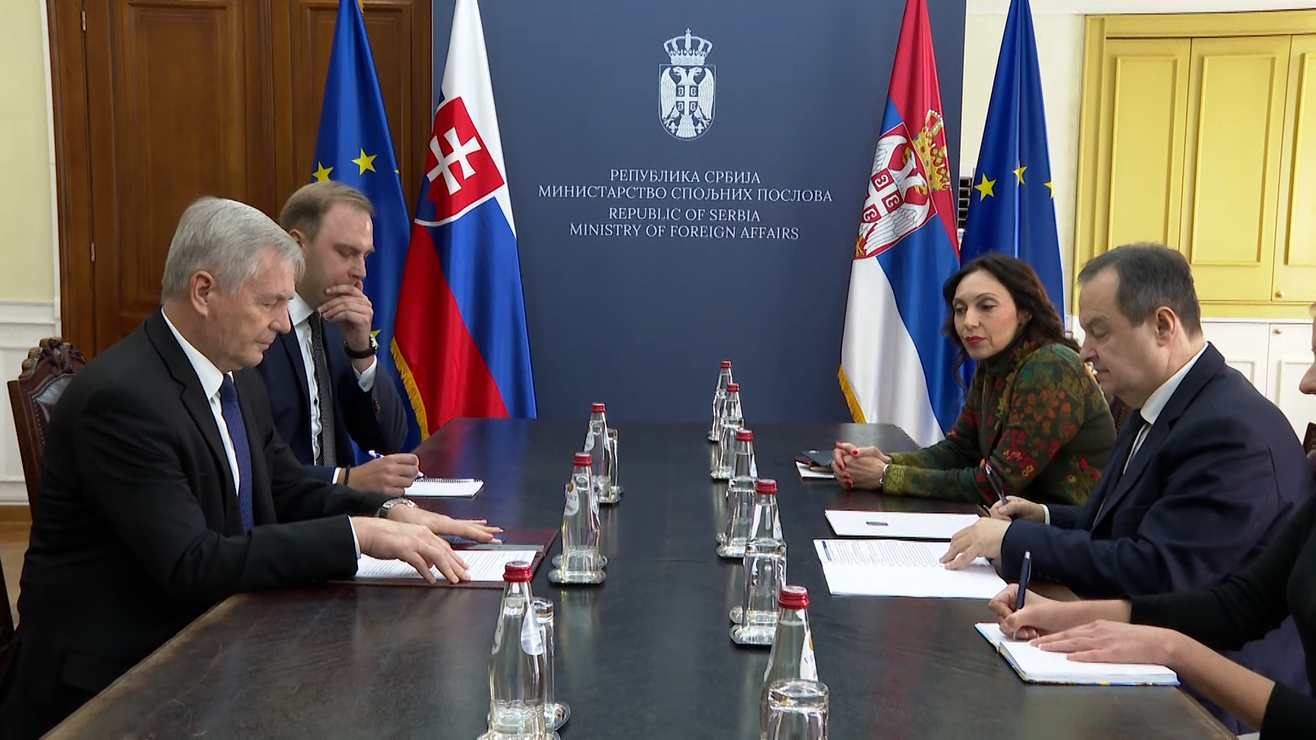 Dačić primio u oproštajnu posetu ambasadora Slovačke Fedora Rosohu