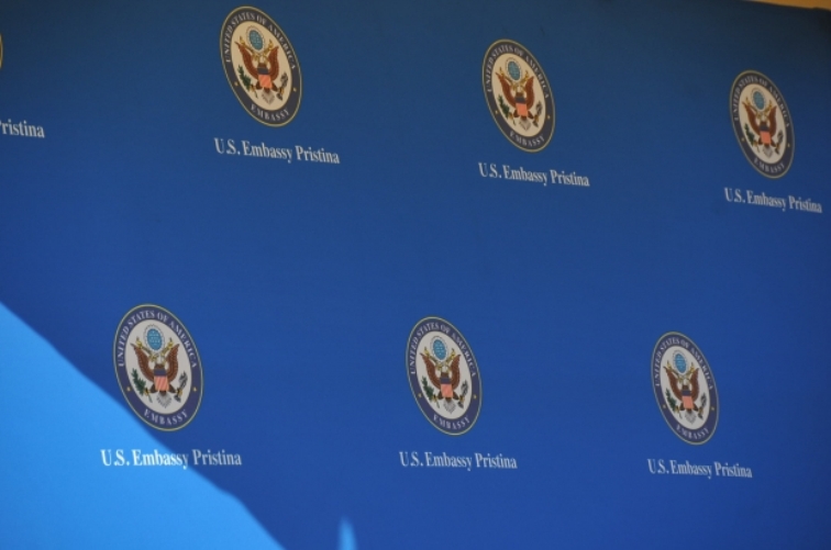 Ambasada SAD u Prištini: Zapaljiva retorika u vezi sa događajima iz 1999. neprihvatljiva