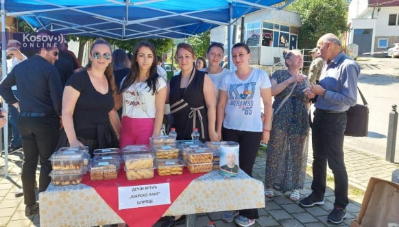 Štrpce: Održan humanitarni bazar za pomoć Nenadu Janićeviću