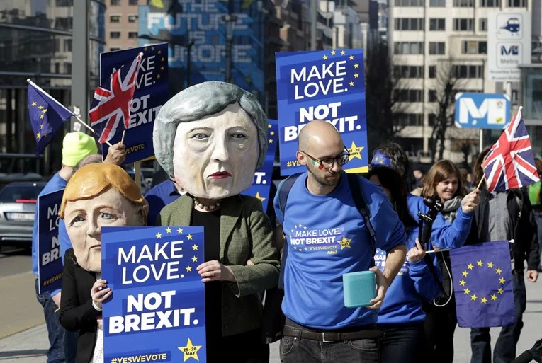 Demonstracije u Londonu, traži se novi referendum o Bregzitu