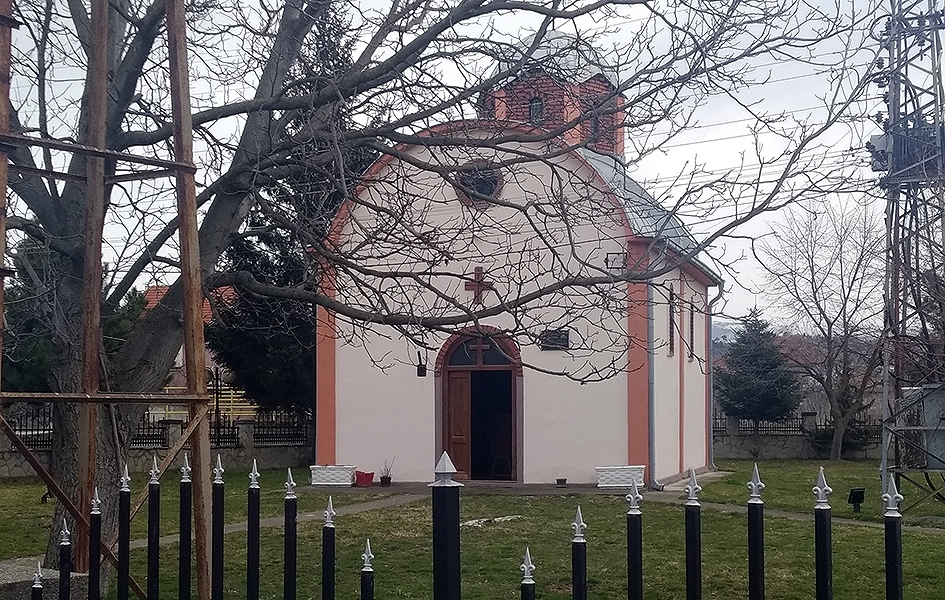 Obijena crkva u Gornjoj Gušterici
