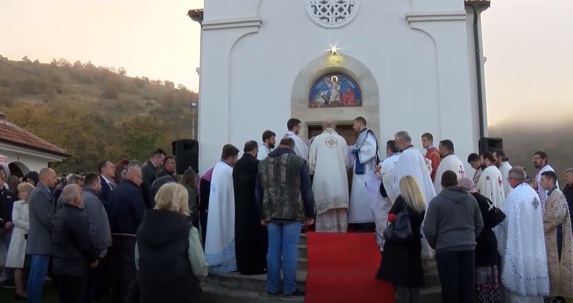Osveštana crkva Vaskrsenja Hristovog u selu Srbovac