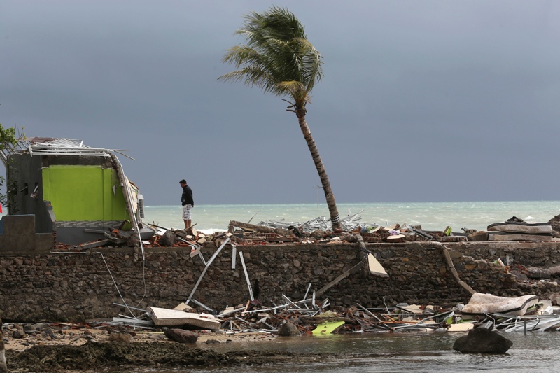 Novi bilans: U udaru cunamija 373 osobe poginule