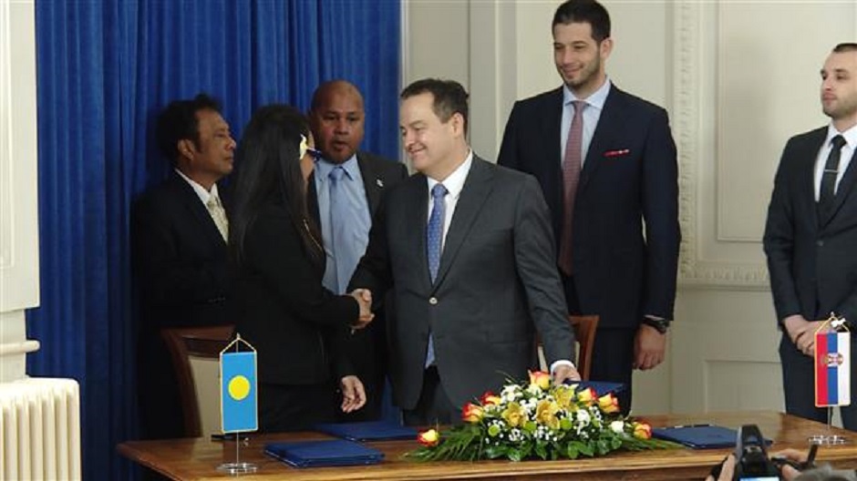 Palau suspendovao odluku o priznanju Kosova