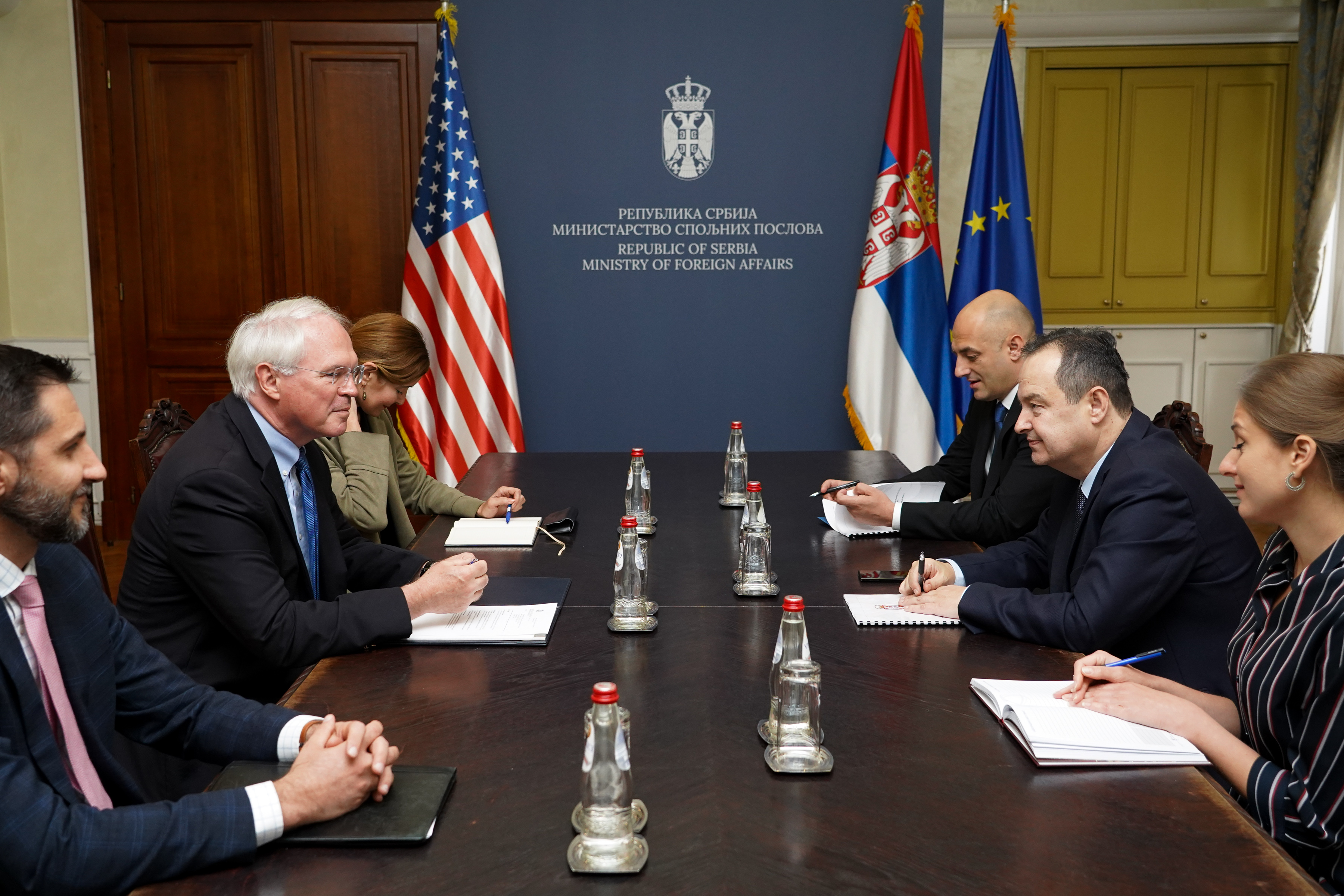 Dačić se sastao sa ambasadorom SAD Hilom