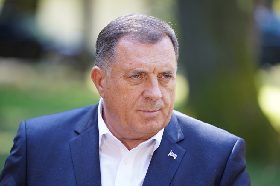 Dodik: Auto-put ka Srbiji prioritet republičkih planova