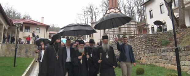 Patrijarh Irinej u Dragancu: Braćo i sestre ostanite ovde