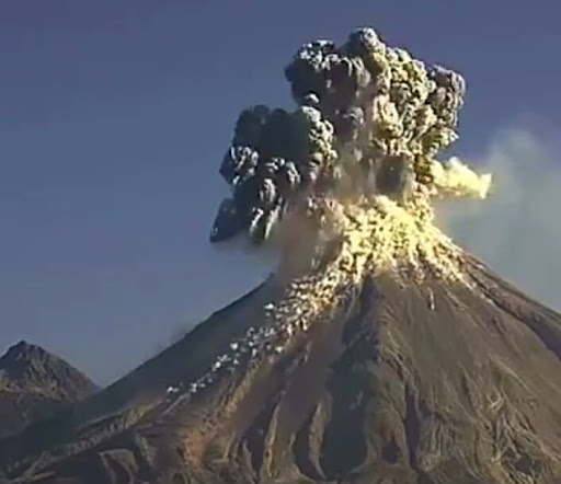Ponovo erupcija vulkan na ostrvu Java u Indoneziji