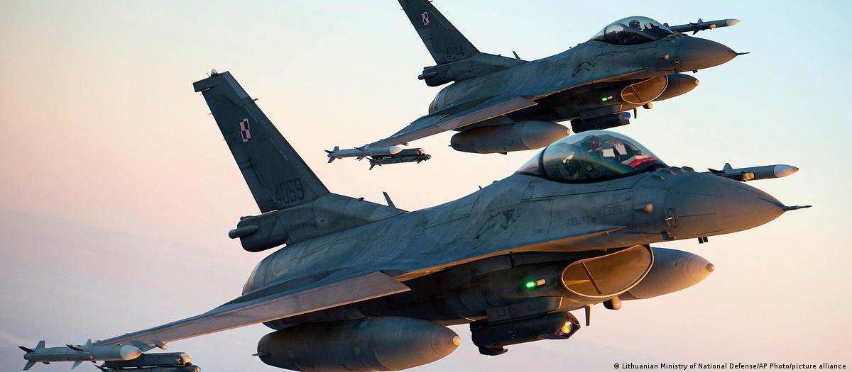 Vašington post: Ukrajinski piloti neće završiti obuku na F-16 pre narednog leta