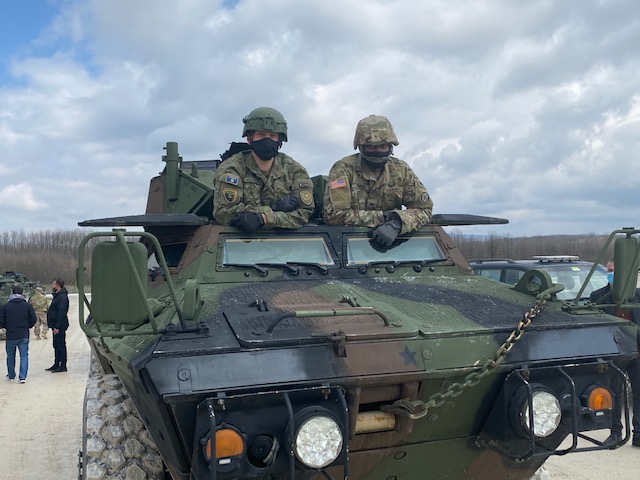 Američka vojska obučava KBS za upotrebu oklopnih vozila