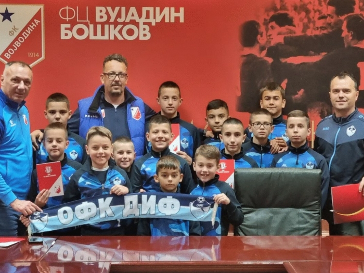 FK Vojvodina i mitrovički OFK Dif potpisali ugovor o saradnji