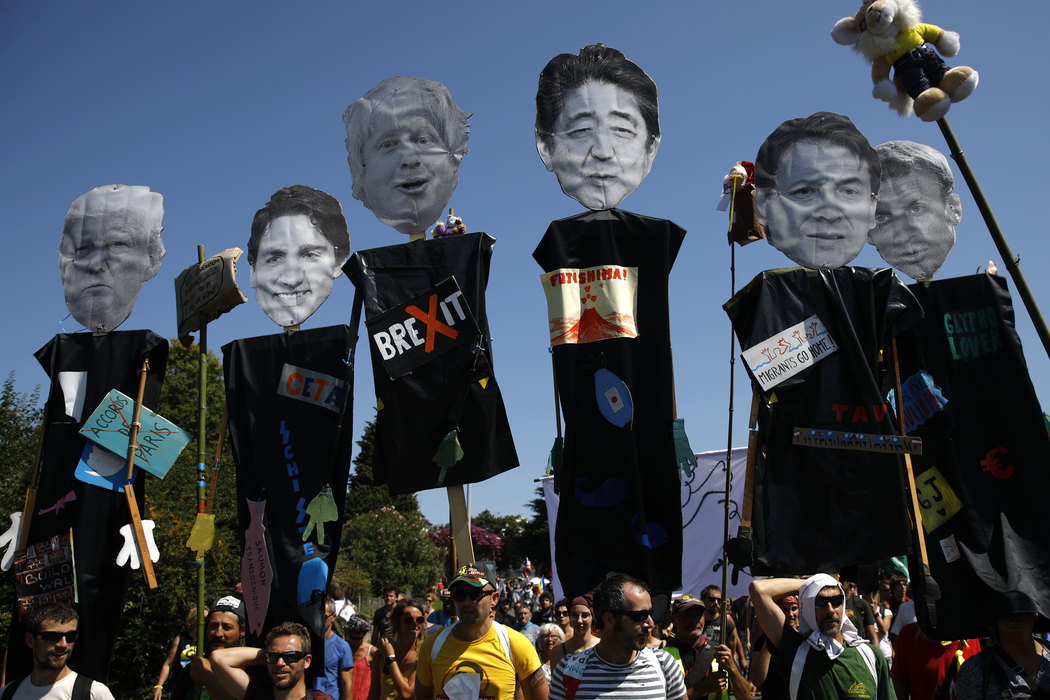 Protestni marš protiv G7 završen mirno 