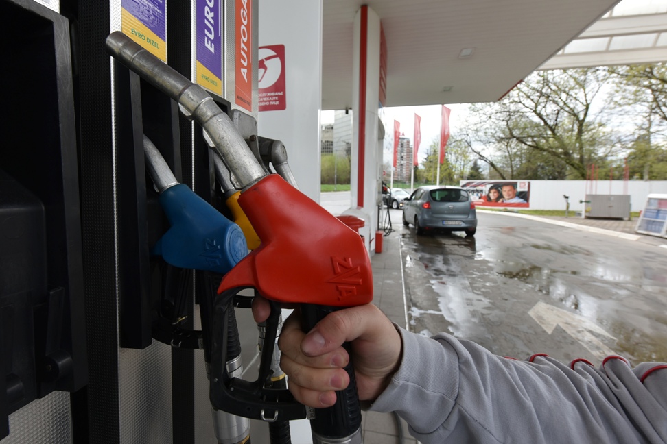 Cene goriva ostaće visoke, ne očekuju se nestašice u Srbiji