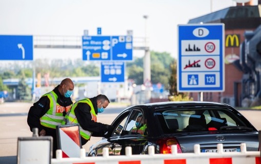 Građanima Srbije produžena zabrana putovanja u EU