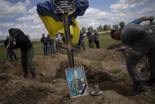 U Marijupolju otkrivena masovna grobnica ukrajinskih vojnika 