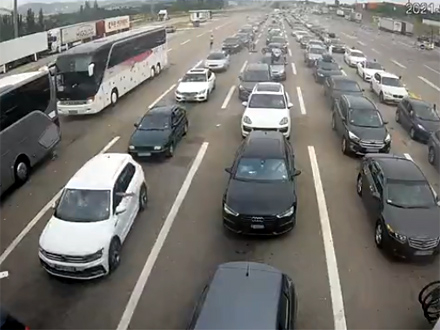 Putnička vozila čekaju dva sata na Preševu za ulazak u Srbiju