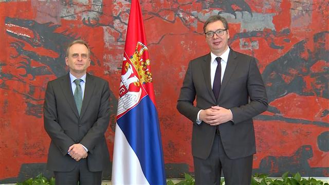 Vučić sa novim ambasadorom Holandije o intenziviranju svih vidova saradnje