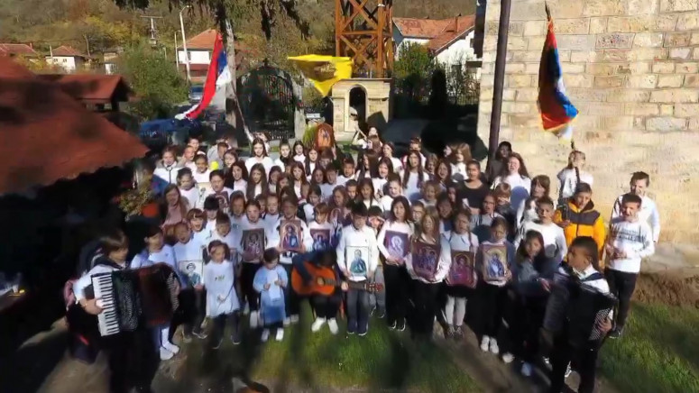 Deca sa Kosova uz pesmu 