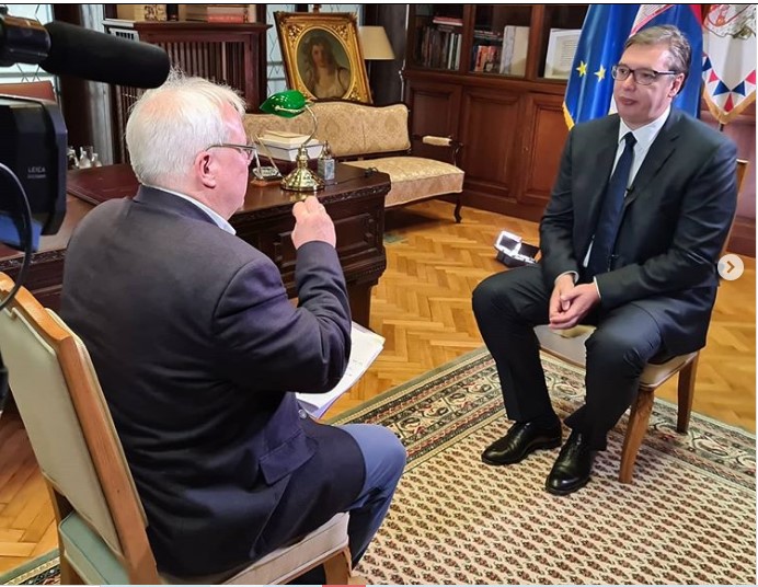 Vučić dao intervju za Klajne cajtung