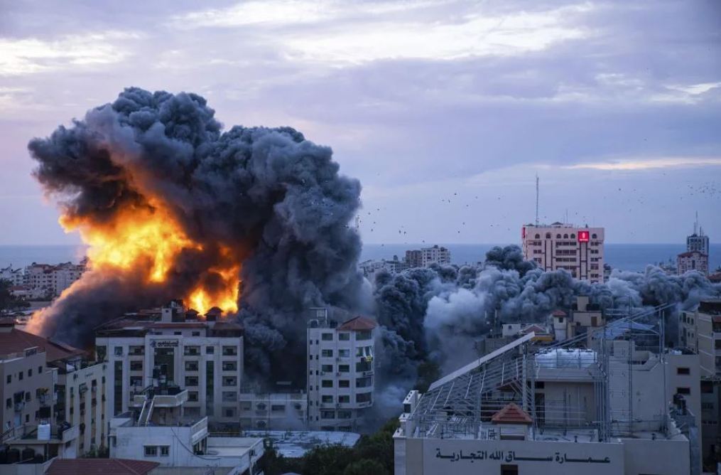 Nastavlja se rat između Izraela i Hamasa, raste broj žrtava; lakše ranjen državljanin Srbije