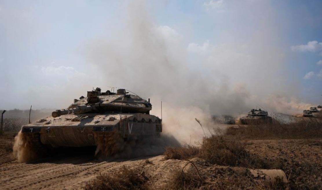 Izraelske snage u potrazi za taocima unutar Gaze, civili beže ka jugu enklave