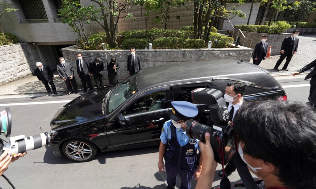 Japanci odaju počast Abeu, sahrana u utorak