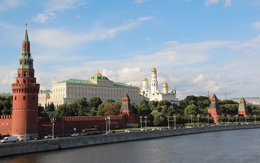 Kremlj pozdravlja inicijativu Vatikana za pregovore s Ukrajinom