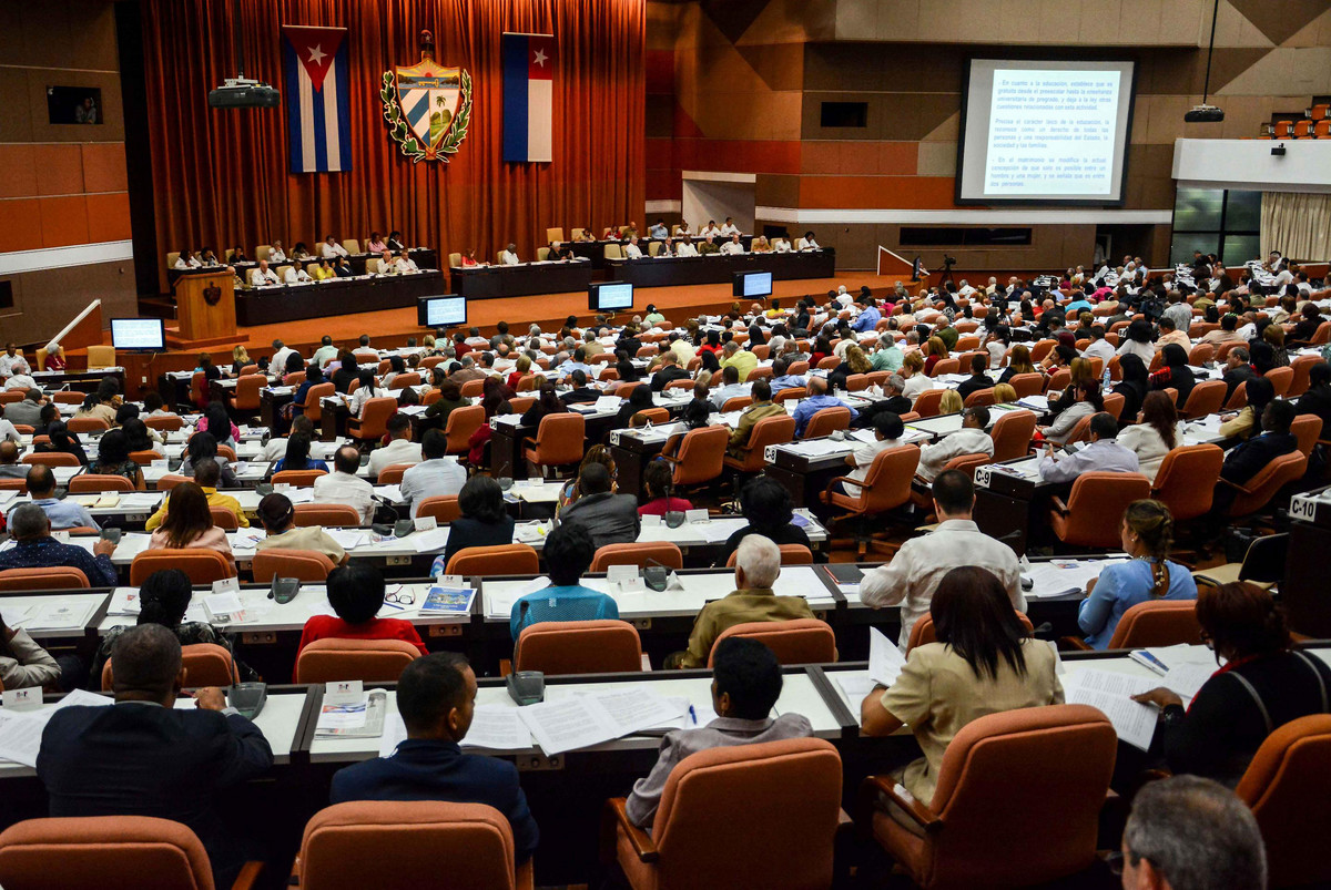 Kuba: Poslanici jednoglasni – jednostranački sistem ostaje