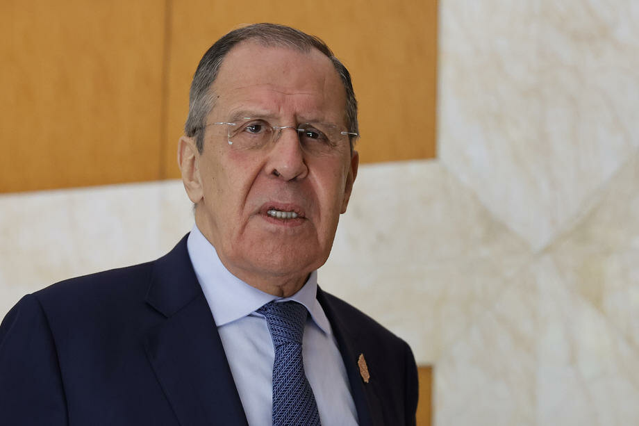Lavrov: Zapad insistira samo na mirovnom planu Zelenskog
