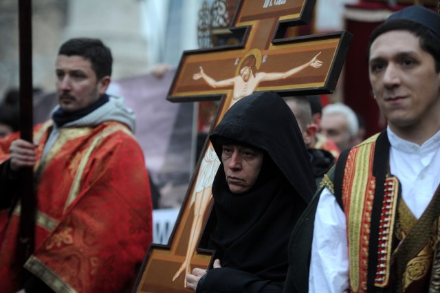 Pada zakon o otimanju svetinja u Crnoj Gori