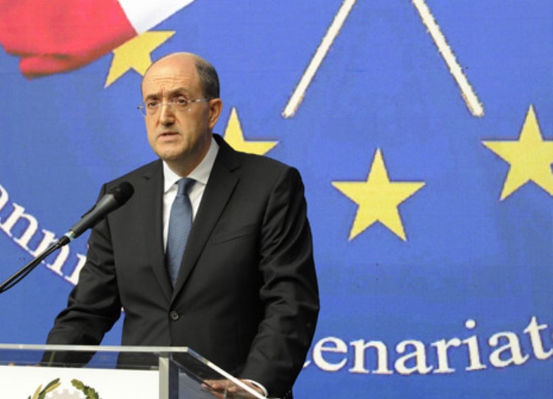 Italijanski ambasador: Nova vlada u Prištini da povuče takse što pre