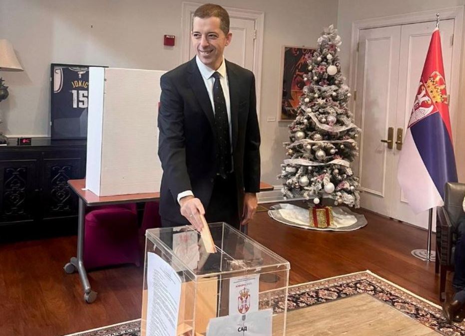 Ambasador Đurić glasao u Vašingtonu
