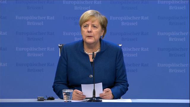 Nemačka: Merkel primila najviši orden za zasluge 
