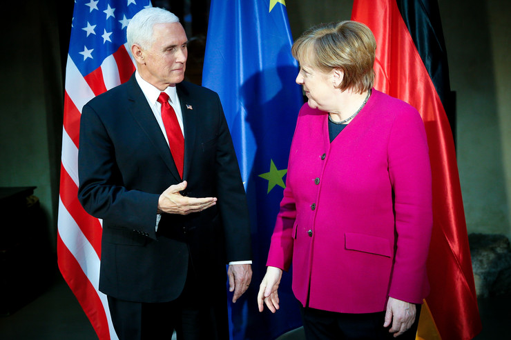 Merkel branila sporazuma sa Iranom, Pens: Ugrožavate SAD