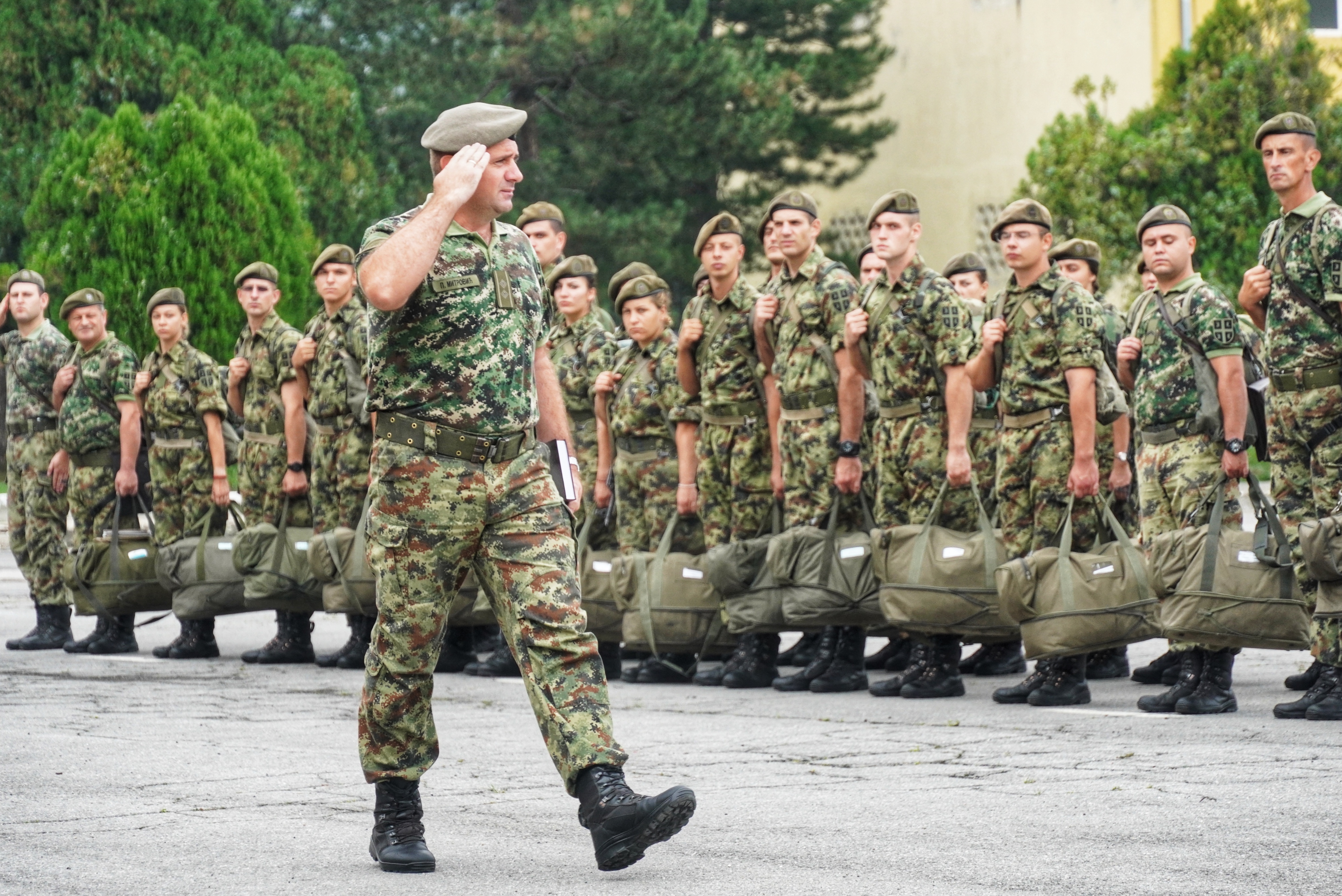 Mladi vojnici: U Vojsci se postaje čovek, čast je služiti Srbiji 