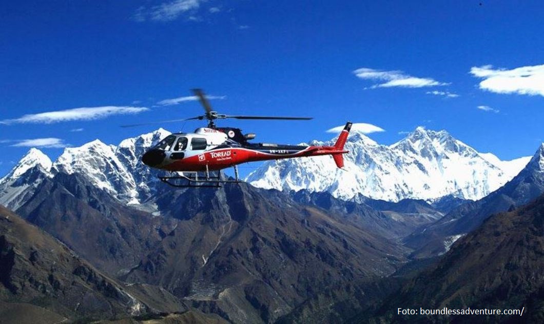 Helikopter sa šest turista nestao u oblasti Mont Everesta u Nepalu
