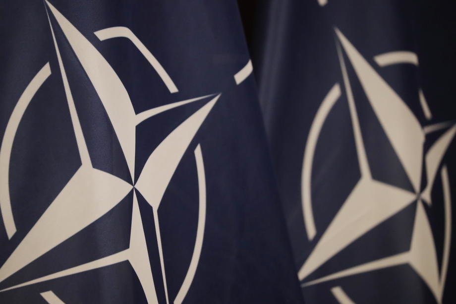 Peking pozvao NATO da održi obećanje o neširenju na Istok