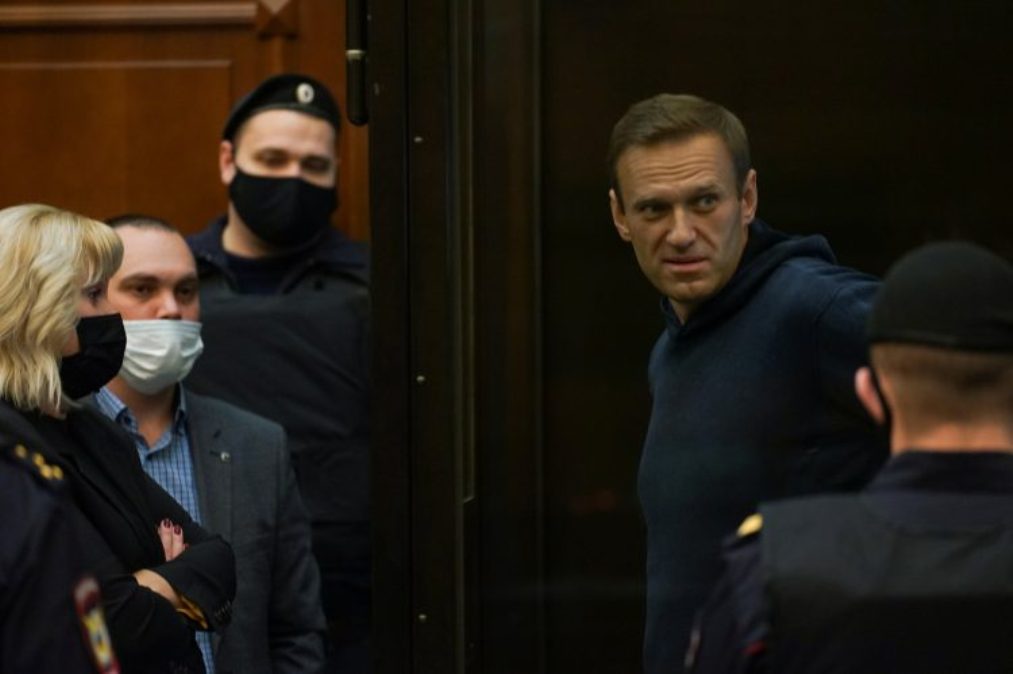 Navaljni osuđen na tri godine i 6 meseci zatvora