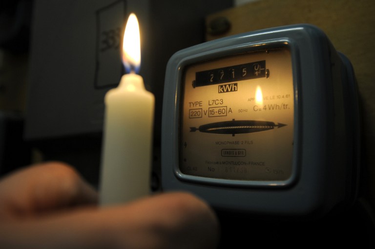 Deo Kosovske Mitrovice od jutros bez struje, ekipe Elektrodistribucije uklanjaju kvar