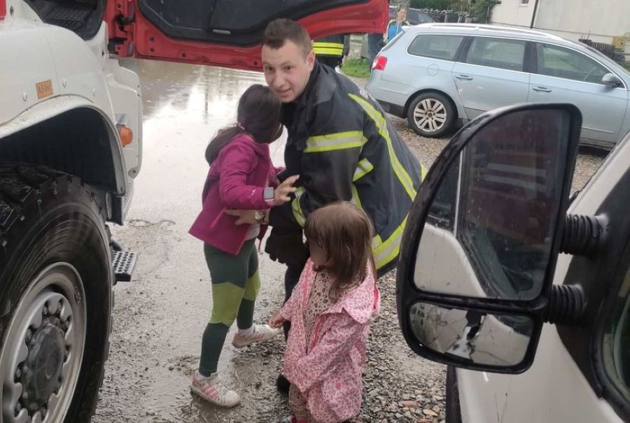 MUP pozvao štabove za vanredne situacije u Srbiji  na pripravnost, zbog najave vremenskih nepogoda tokom vikenda